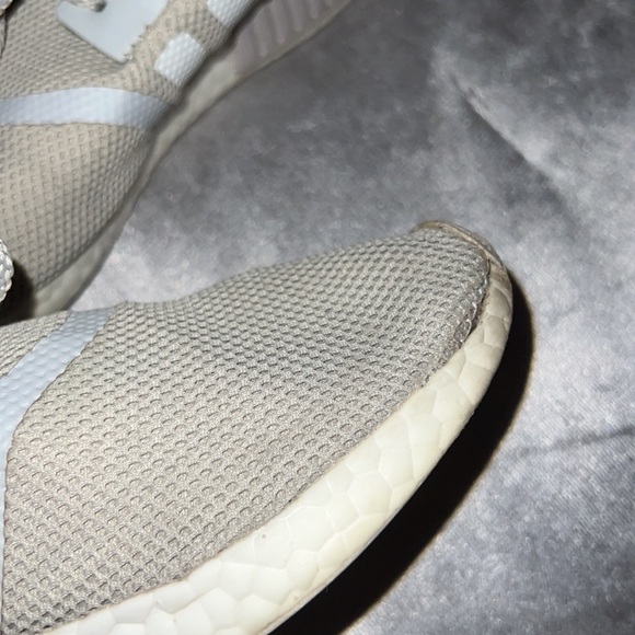 Adidas NMD R1 - Picture 6 of 10